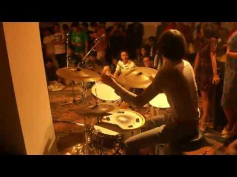 download lagu mp3 mp4 White Shoes The Couples Company Woohoo, download lagu White Shoes The Couples Company Woohoo gratis, unduh video klip White Shoes The Couples Company Woohoo