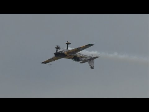 2019 New York International Air Show - Michael Goulian
