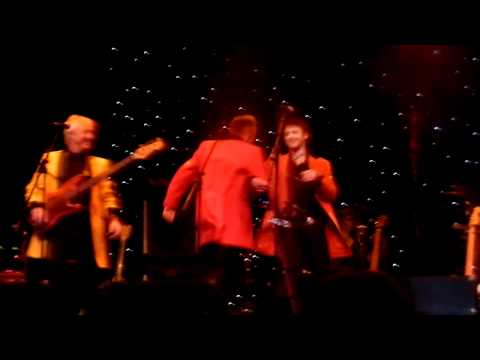 showaddywaddy             jig with dean loach and paul dixon