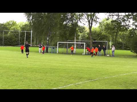 25 mei 2013 E-Toernooi Cobu Boys VV De Meern E5 - Cobu Boys E5 Doelpunt Mehmet, assist Sem