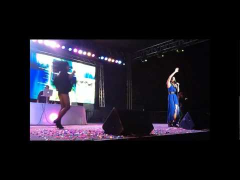 Adriana & Freddy Ruxpin - Right to you (Live)