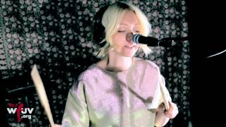 Honeyblood - "Super Rat" (Live at WFUV)