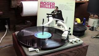 &quot;I Know Who It Is&quot; Roger Miller played on a Garrard RC210 turntable
