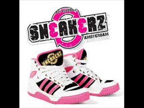 Sneakerz 2, Nr 9.. Dada Life - The Great Fashionista Swindle