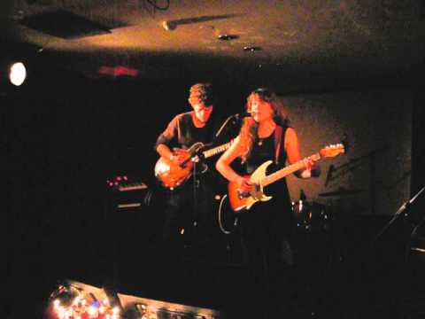 Emily and the Woods - Doorstep (The Wilmington Arms - 12th Dec 2012)