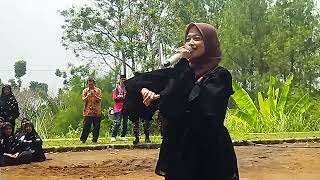 Download lagu TAMPIL LEBIH DEKAT ALMA ESBEYE di Sambut Histeris pd Puncak Perayaan Hari Santri Nasional KBB mp3 Download lagu TAMPIL LEBIH DEKAT ALMA ESBEYE di Sambut Histeris pd Puncak Perayaan Hari Santri Nasional KBB mp3