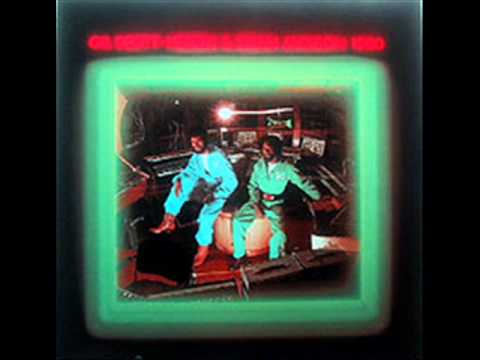 Gil Scott-Heron & Brian Jackson - Alien (Hold On To Your Dreams)