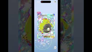 Oooo shiny..#pokemon #pokemoncards #pokemonpocket #pokemontcg #fyp