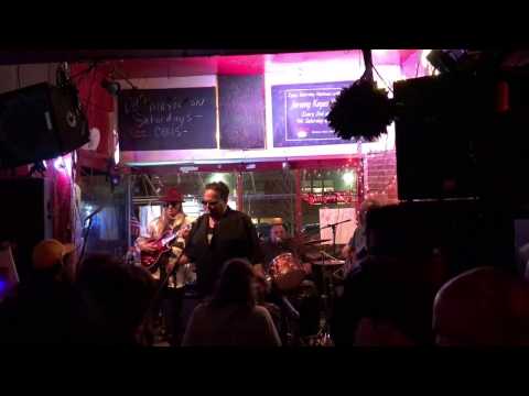 jony james band with jj white :: tudor lounge :: 03.05.2017