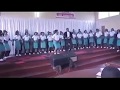 ONA WANAKWAYA WANAVYOCHEZA WIMBO WA BIKIRA MARIA INAPENDEZA KUMUIMBIA MUNGU