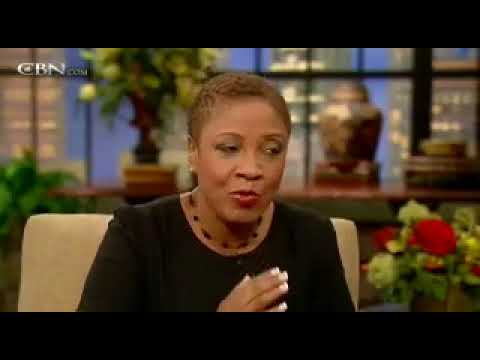 700 Club Interview with Leslie Haskin