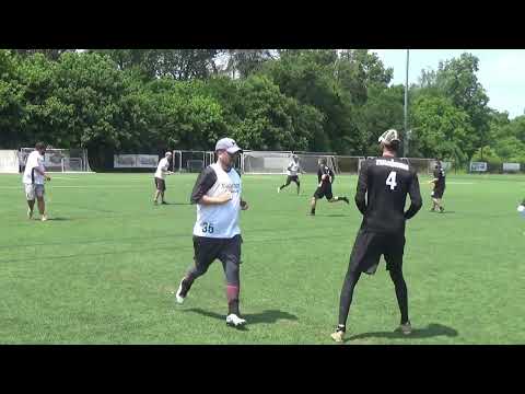 Boneyard vs Old Soles [d1g4]