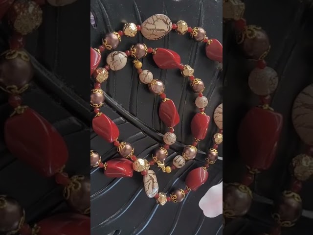 Vídeo relacionado con DISBACANAL Collar andaluza de perlas largo infantil - Turquesa
