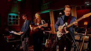Vinyl and a Heartache live from ABC studio
