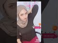 Hijab Pamer Paha