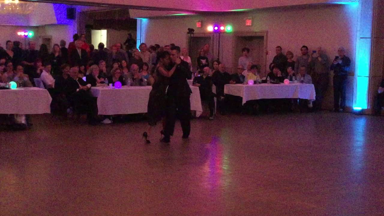 Jonathan Saavedra y Clarisa Aragon  2016 Toronto Performance 2 of 4