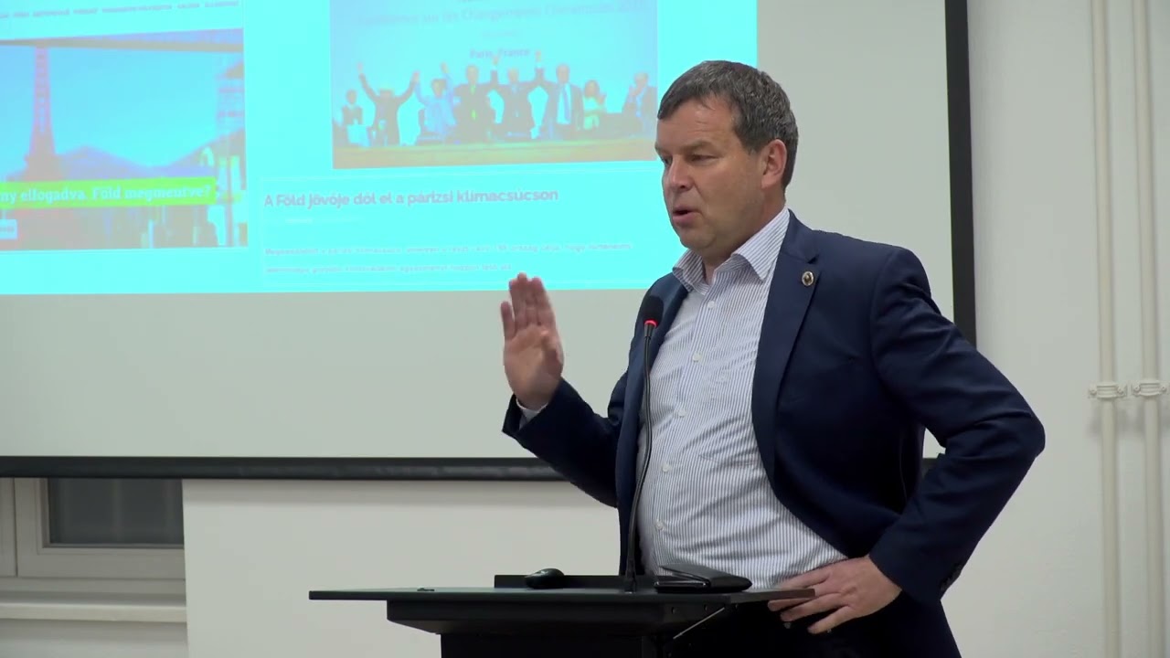 „Ábrándos szép napok." Gelencsér András előadása a „Mennyi? Mi mennyi?" sorozat 02.19-ei vitaestjén