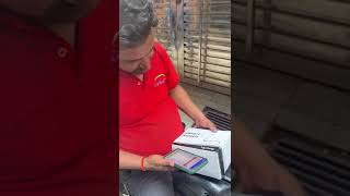 Rude behaviour of delivery boy with consumer at ca
