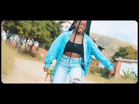 SINGA MAHENIKA Ny lalanay (Nos route)