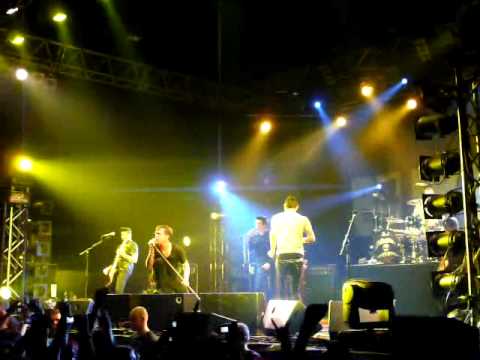 Billy Talent and Anti-Flag together - Turn Your Back 23/6/2008 Prague