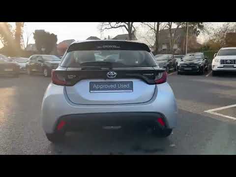 Toyota Yaris HYBRID LUNA 4DR AUTO - LOW MILEAGE - Image 2