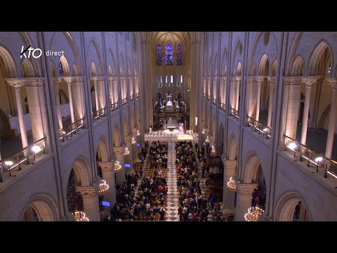 Vêpres du 22 avril 2025 à Notre-Dame de Paris