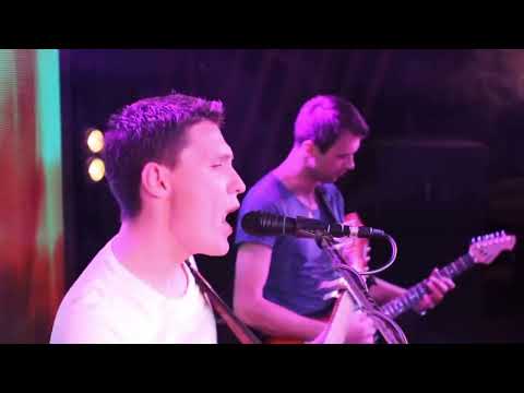 Video de la banda E.D.W.