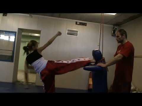 КОНТР УДАР ДАРО ЁП ЧАГИ ПО МАНЕКЕНУ