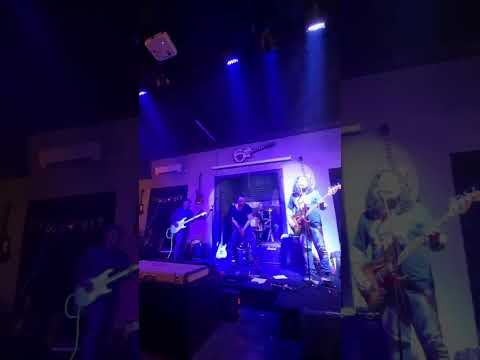 VITAMIN [G] - "Black Hole Sun" (Soundgarden cover) Live at Starlive Kemang Jakarta