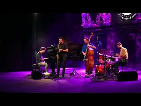 Alessandro Lanzoni Trio feat. Francesco Cafiso    03.11.2023