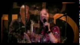 Crystal Lewis - Lean On Me (Costa Rica 2010)