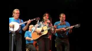 Love Someone Like Me - Darlene &amp; Reflections Of Bluegrass