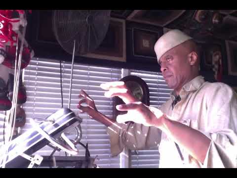 Angelo Moore gives Theremin lessons: e-mail maddvibestyle@gmail.com for more info.