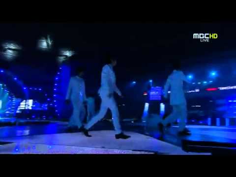 INFINITE L fall on stage