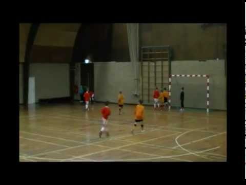 Winterzaalvoetbal SVH39 F1 - SV Laar F1 14-01-2012