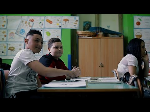 Salvuccio - Sto ascenn pazz ( Ufficiale 2019 )