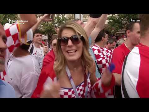 Croatians Root For Their Team Ahead Of World Cup Final In Moscow's Red Square