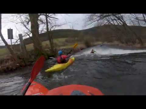 Mit dem Kanu auf der Lenne von Schmallenberg bis Saalhausen