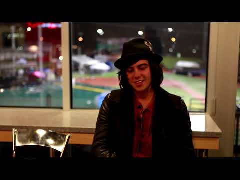 Kellin Quinn Q&A | Sleeping With Sirens Interview 2014