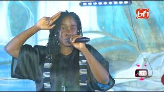 Flora Paré à travers son titre "Soldat" rend hommage à tous ceux qui se battent au quotidien