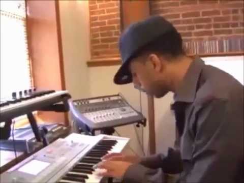 ★ Ryan Leslie Making A Beat In The Studio (NEW) ★