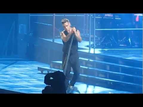 Take That Düsseldorf 25.07.11 Progress Tour Robbie COME UNDONE