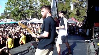 Neck Deep - Tables Turned