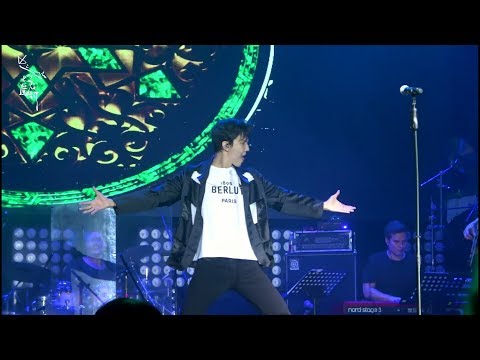 [Fancam]Дүрдараз DURDARAZ -迪玛希 Dimash Димаш ,18/10/2019 WOW arena opening mini concert@Sochi