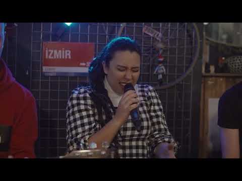 Yolun Başında (Akustik) - Aysemen