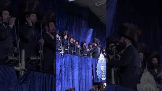 צביקי לוין ותזמורתו & מקהלת מלכות המורחבת &  ביצירה הנפלאה של שלמה קאליש הללו🎷🎺🎻🎸🪕🪘