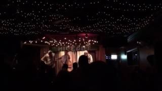 Bron-Y-Aur Stomp ~ Devil In A Woodpile