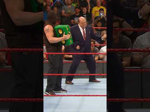 Paul Heyman was really jamming out to the boombox Money in the Bank briefcase 😂🎸