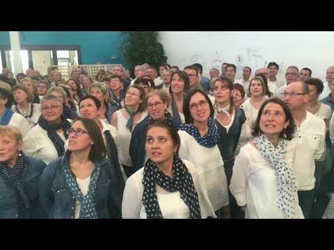 "Un homme debout" par Coup d'Choeur Laval