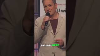 Dieter Nuhr-Online-Mob: Fackeln, Mistgabeln &amp; Gerichte – Warum Gesetze WICHTIG sind! #shorts